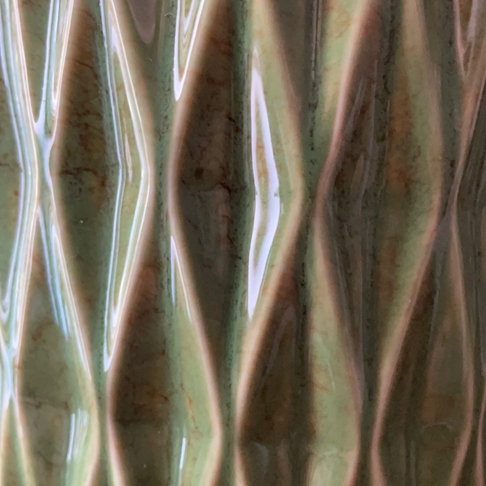 Vase - Picture 2 of 5